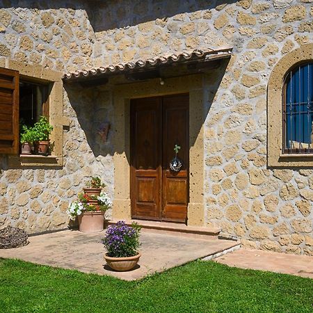 B&B Vallecupa Farnese Exterior foto